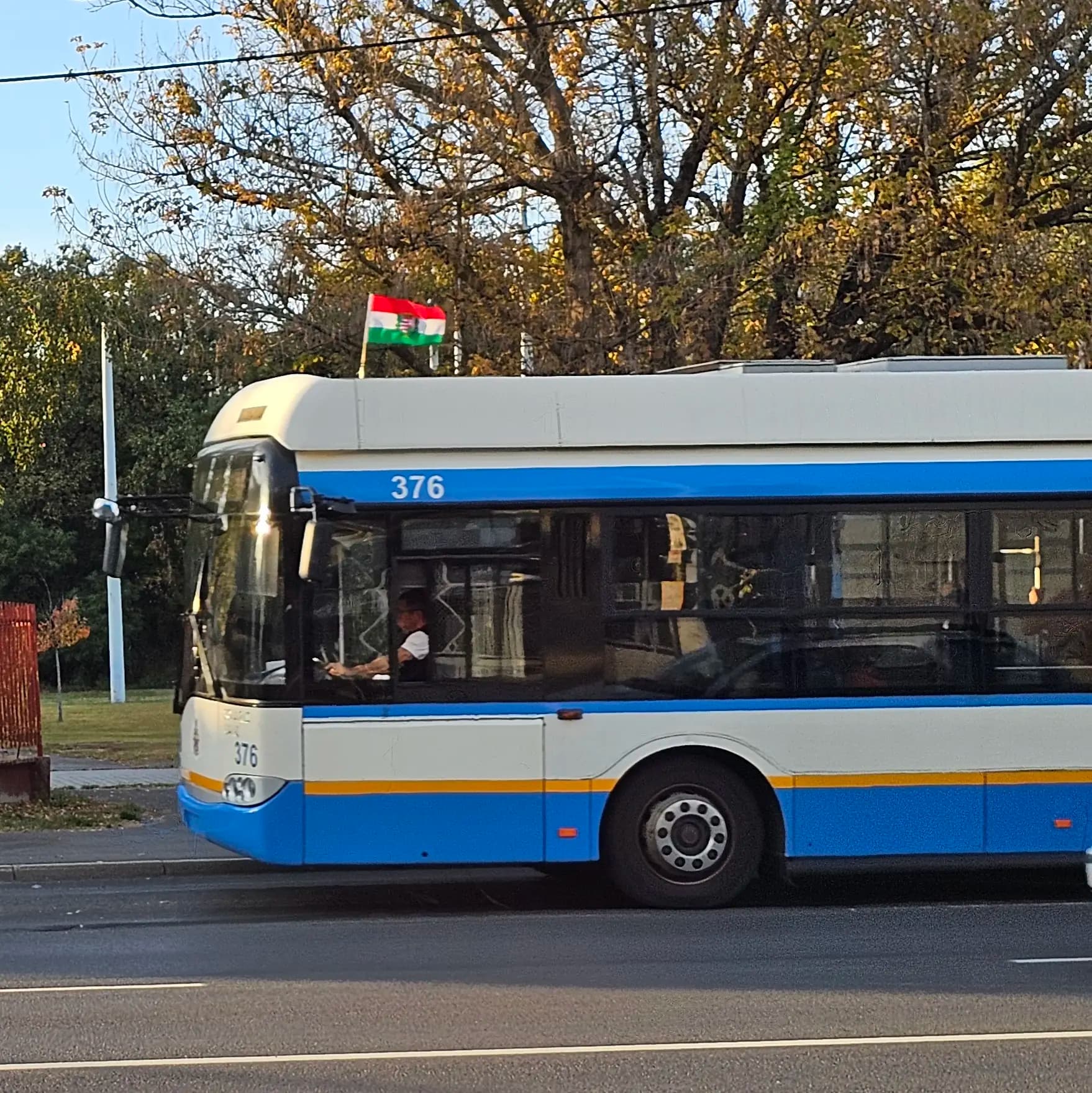 Közlekedés az október 23-i hosszú hétvégén